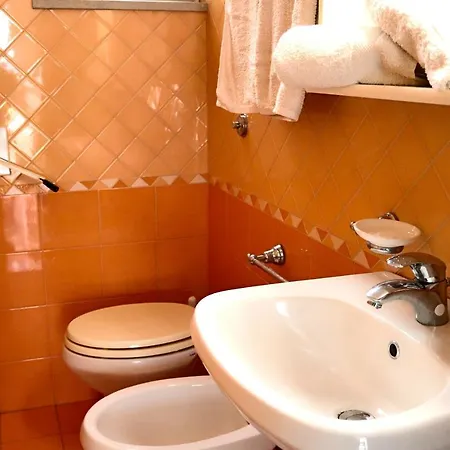 Casa Manuela In Centro Con 8 Posti * Отранто